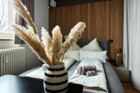 seeglueck HAFENBLICK - Stilvolle Ferienwohnung direkt am See mit maritimem Flair am Fährhafen in Konstanz